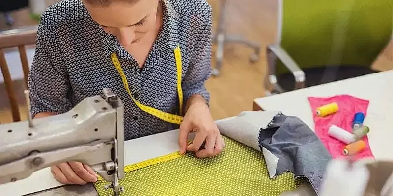 ✂️ Sanayi Tipi Makinelerle Profesyonel Dikiş Kursu Dikiş makinası